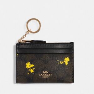 Brand New Coach X Peanuts Mini Skinny Id Case In Signature Canvas